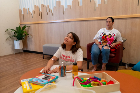 Slider image (8) Aura Regenerative Center